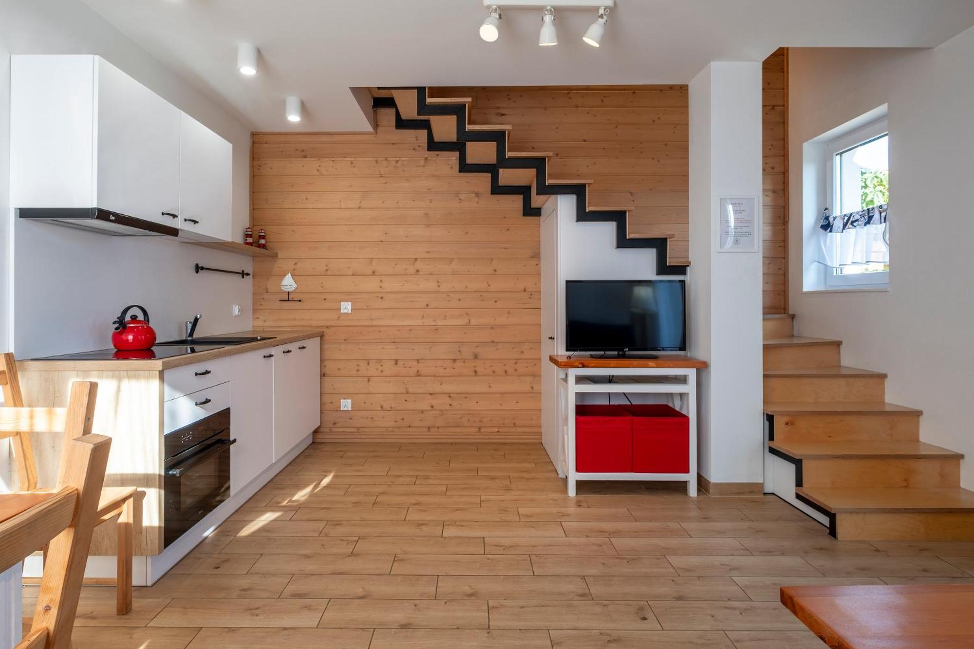 4 Pory Roku Apartamenty Domki Pokoje Nadole  Екстериор снимка