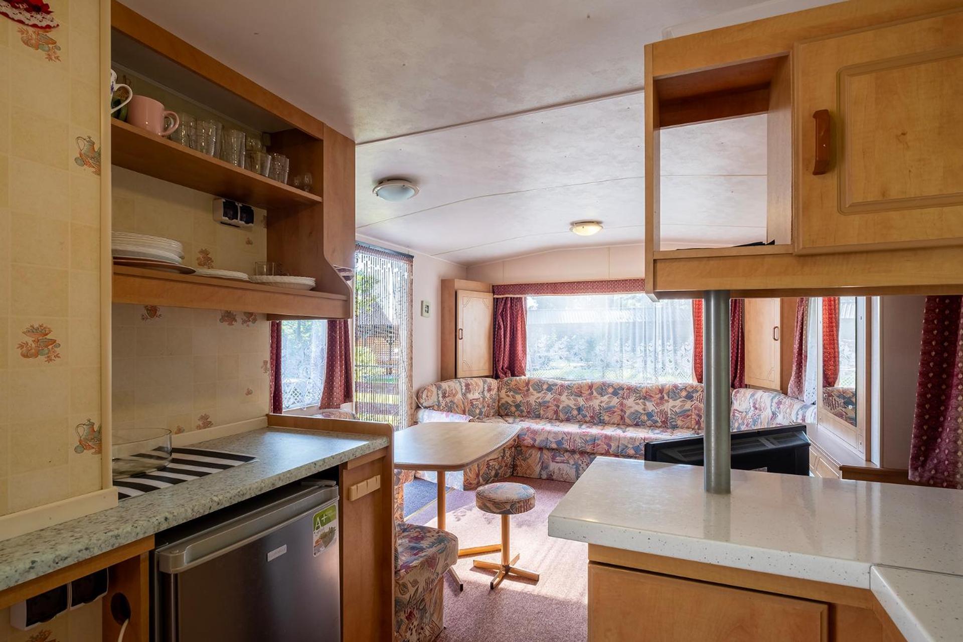 4 Pory Roku Apartamenty Domki Pokoje Nadole  Екстериор снимка