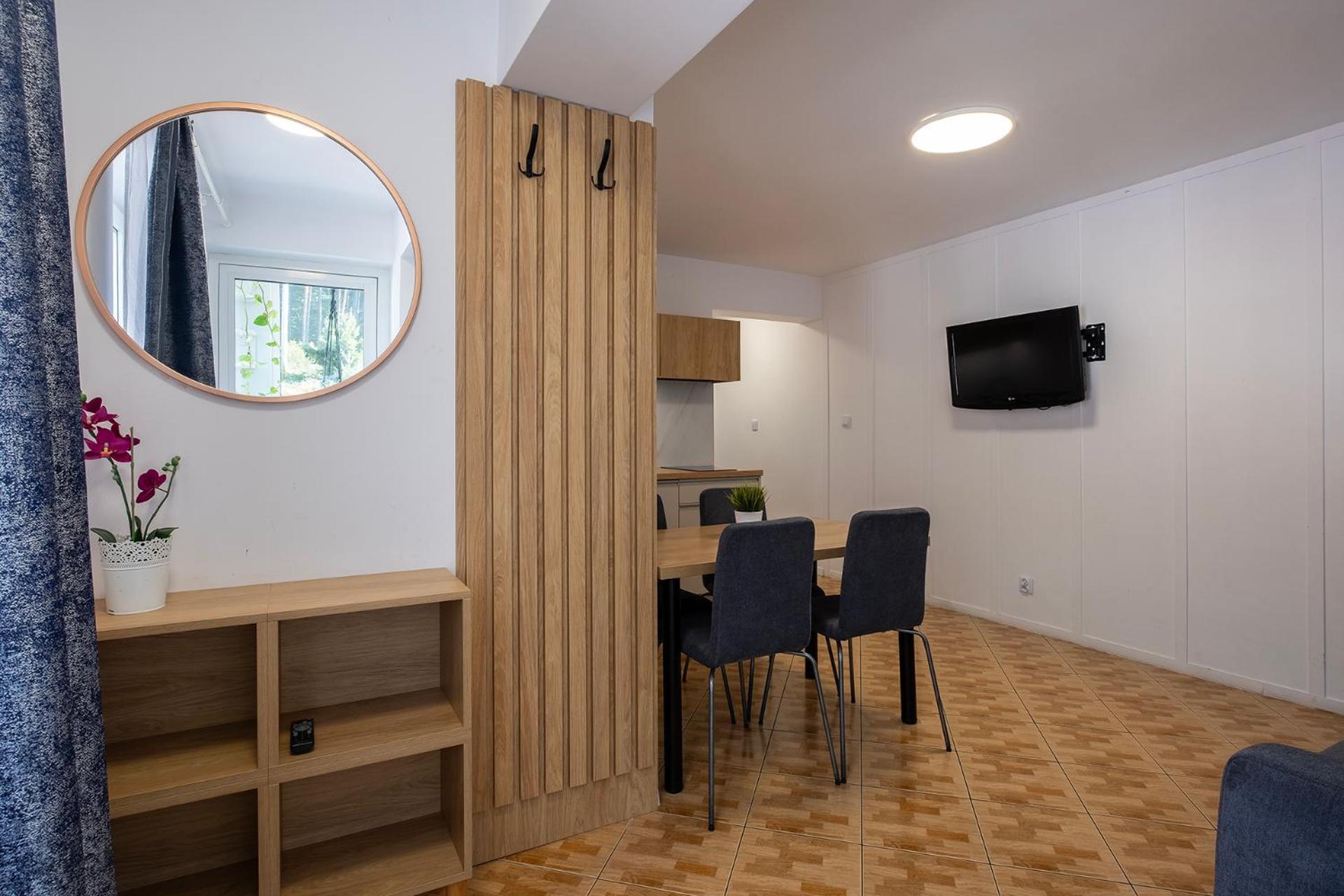 4 Pory Roku Apartamenty Domki Pokoje Nadole  Екстериор снимка